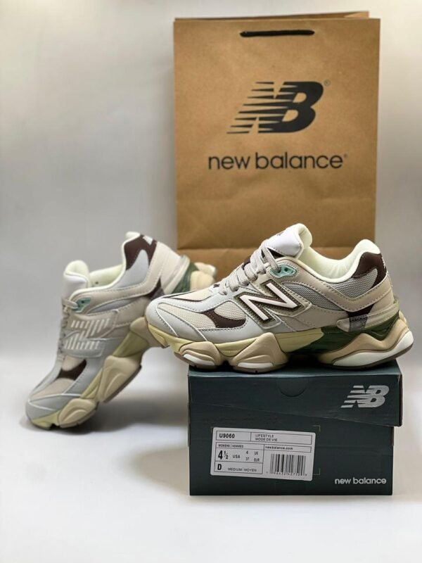 New Balance Sneaker